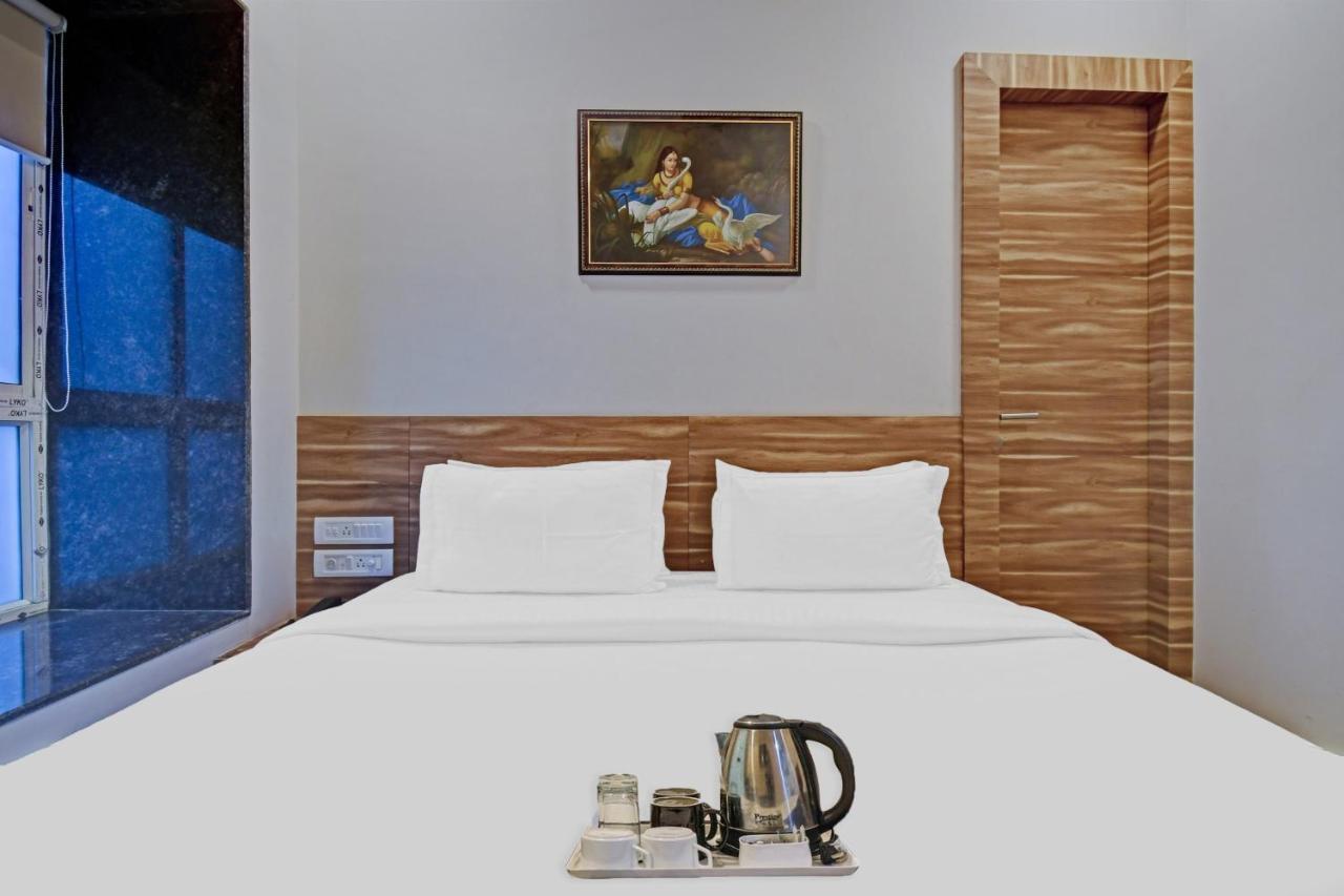 Super Townhouse Hotel All In One Near City Centre Salt Lake Salt Lake City المظهر الخارجي الصورة