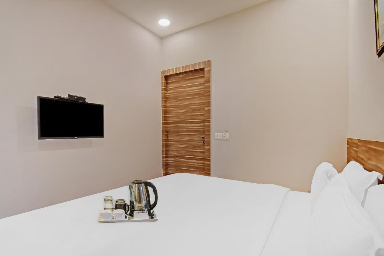 Super Townhouse Hotel All In One Near City Centre Salt Lake Salt Lake City المظهر الخارجي الصورة