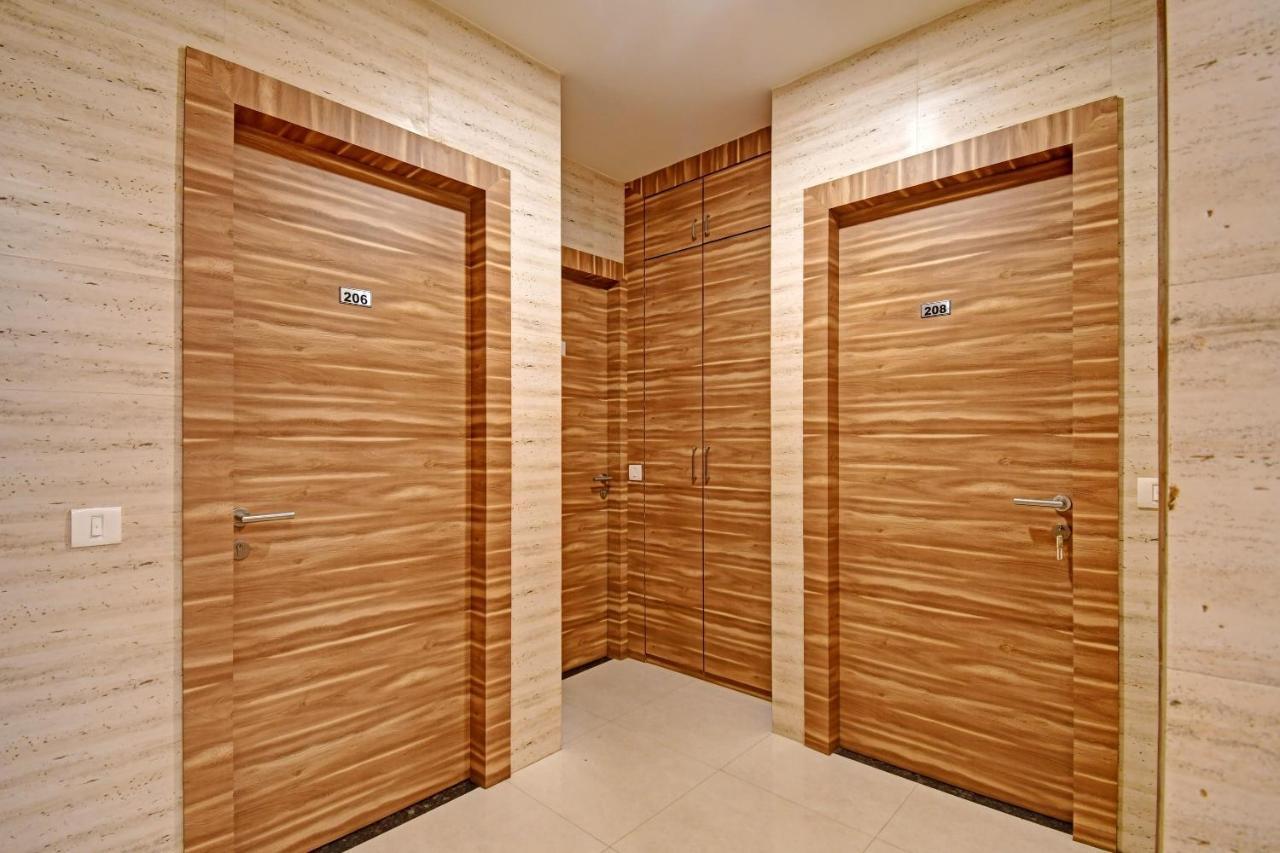 Super Townhouse Hotel All In One Near City Centre Salt Lake Salt Lake City المظهر الخارجي الصورة