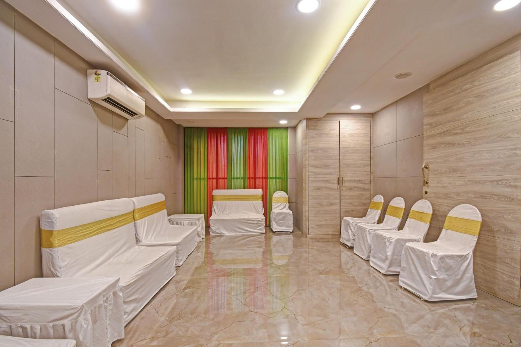 Super Townhouse Hotel All In One Near City Centre Salt Lake Salt Lake City المظهر الخارجي الصورة